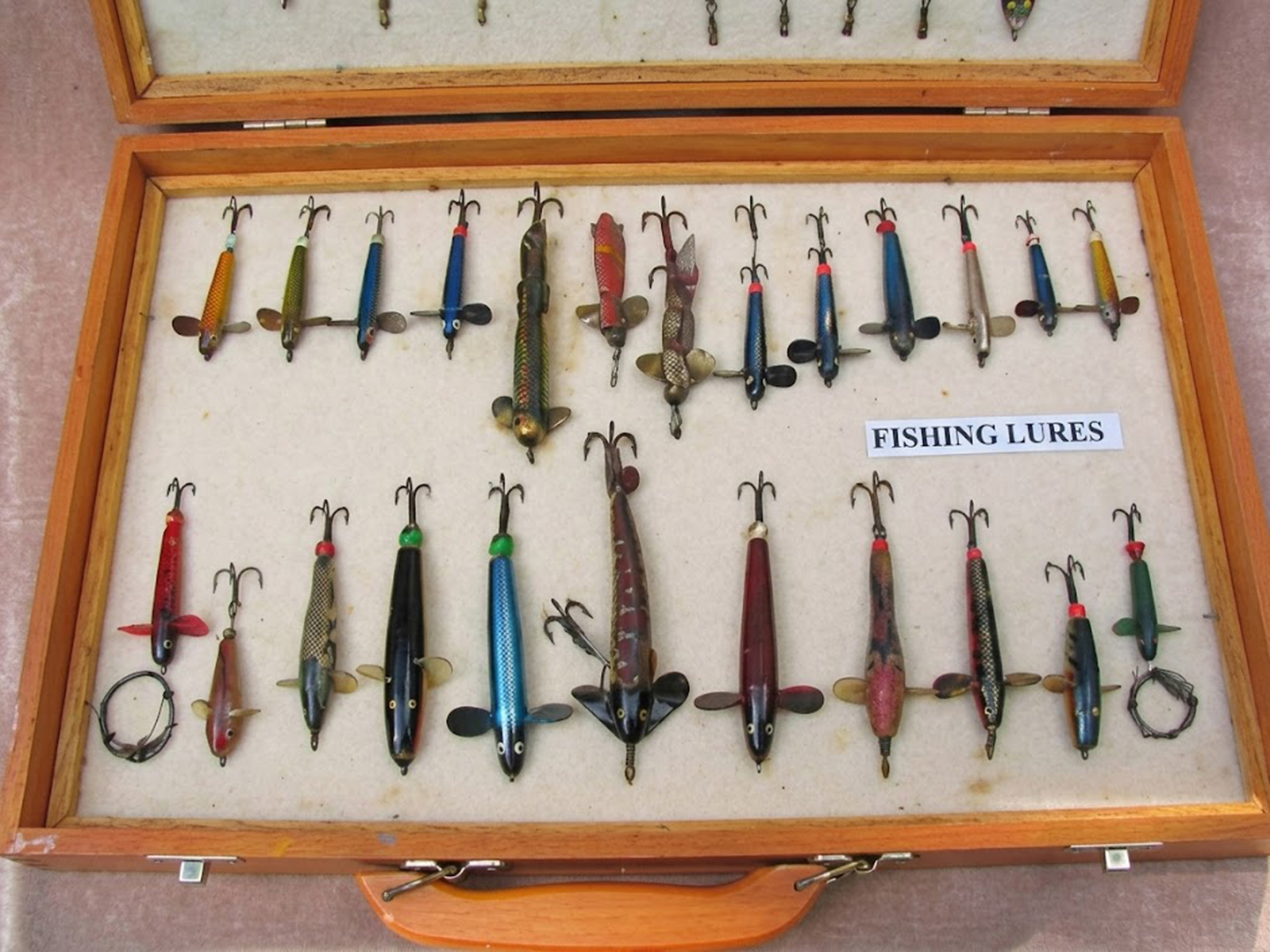 Cased set of Vintage fishing Lures